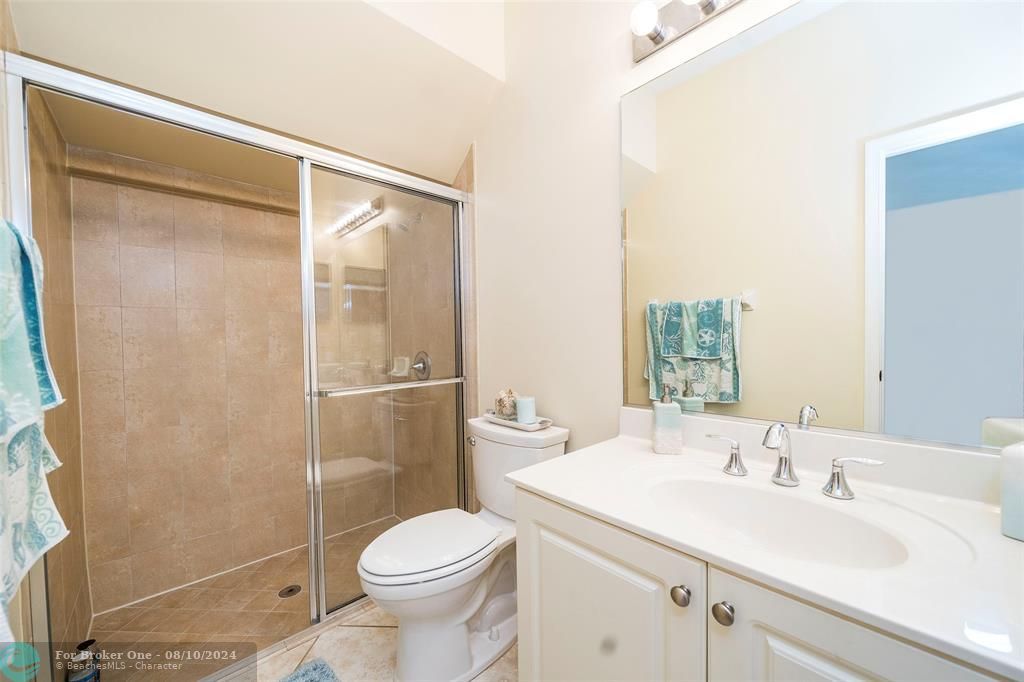 Active With Contract: $4,000 (4 beds, 3 baths, 2102 Square Feet)