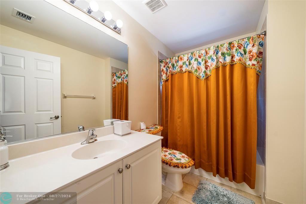 Active With Contract: $4,000 (4 beds, 3 baths, 2102 Square Feet)