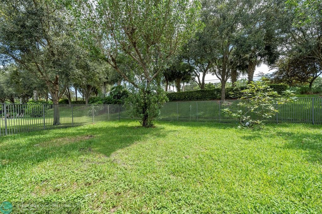 Active With Contract: $4,000 (4 beds, 3 baths, 2102 Square Feet)