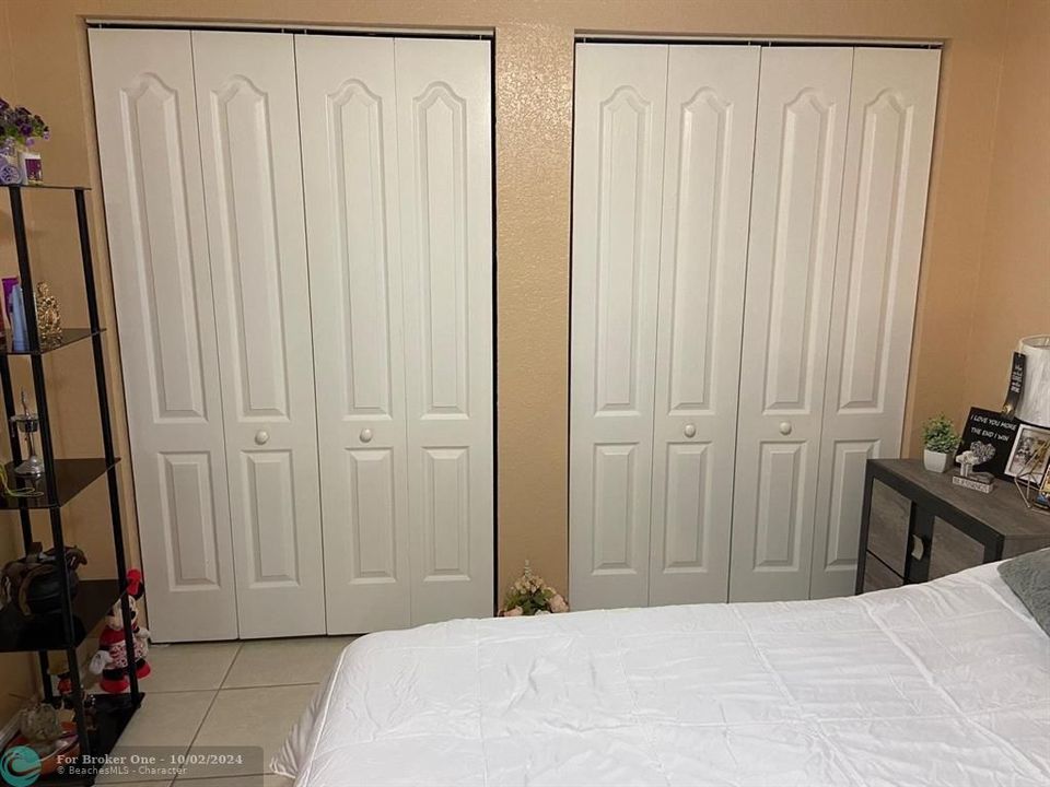 For Rent: $2,600 (3 beds, 2 baths, 1384 Square Feet)