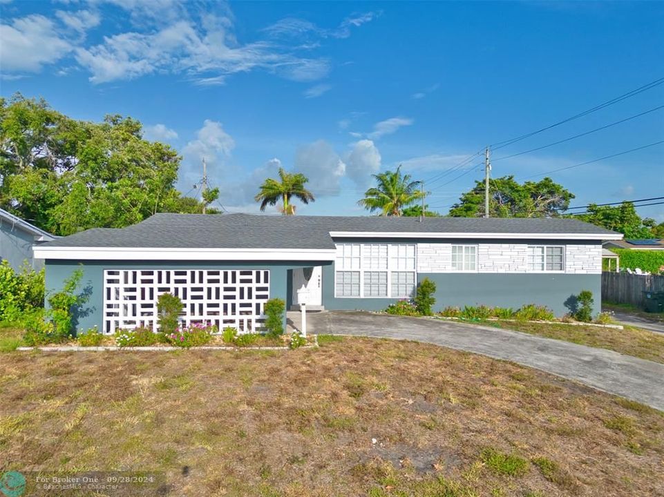 Recently Sold: $599,000 (4 beds, 2 baths, 1889 Square Feet)