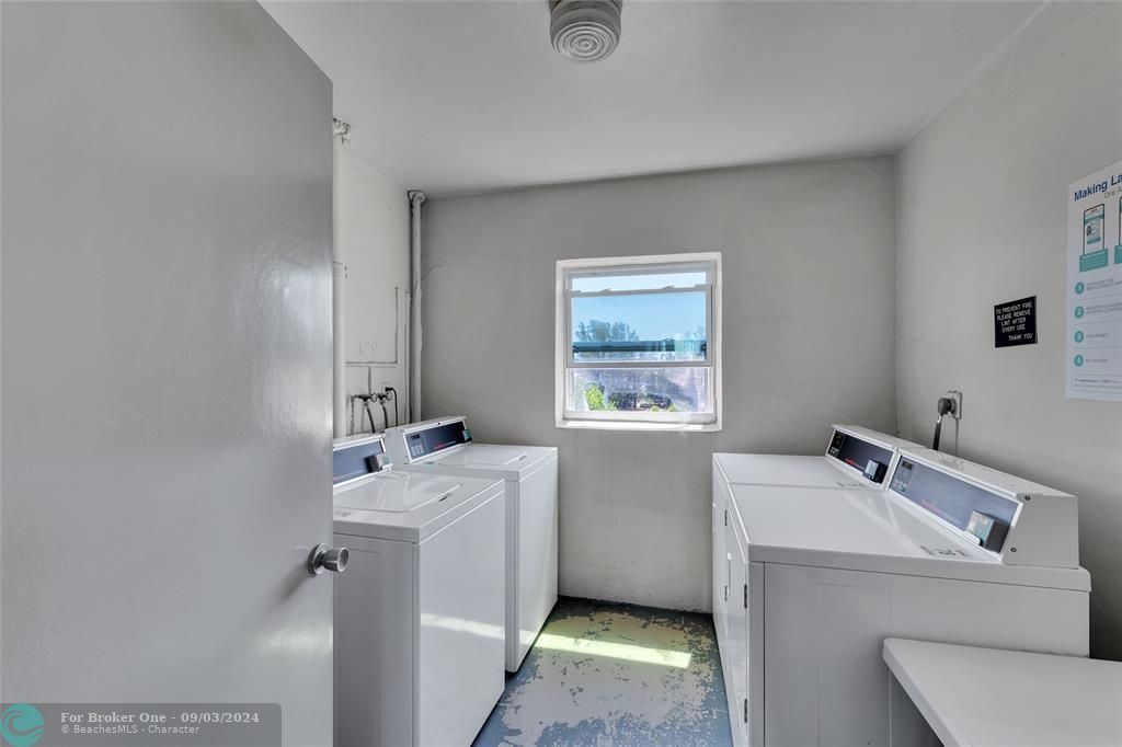 Active With Contract: $3,000 (2 beds, 2 baths, 1150 Square Feet)