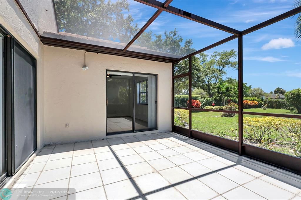 En Venta: $649,900 (3 camas, 2 baños, 1585 Pies cuadrados)