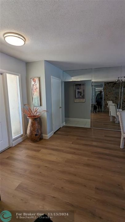 For Sale: $605,000 (3 beds, 2 baths, 1694 Square Feet)