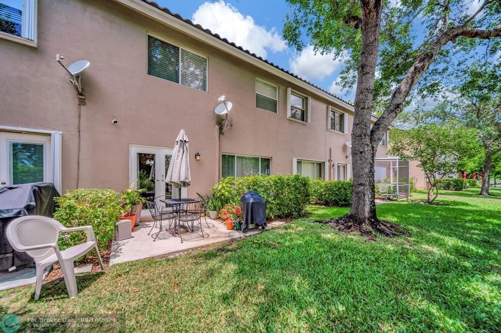 Active With Contract: $499,000 (3 beds, 2 baths, 1690 Square Feet)