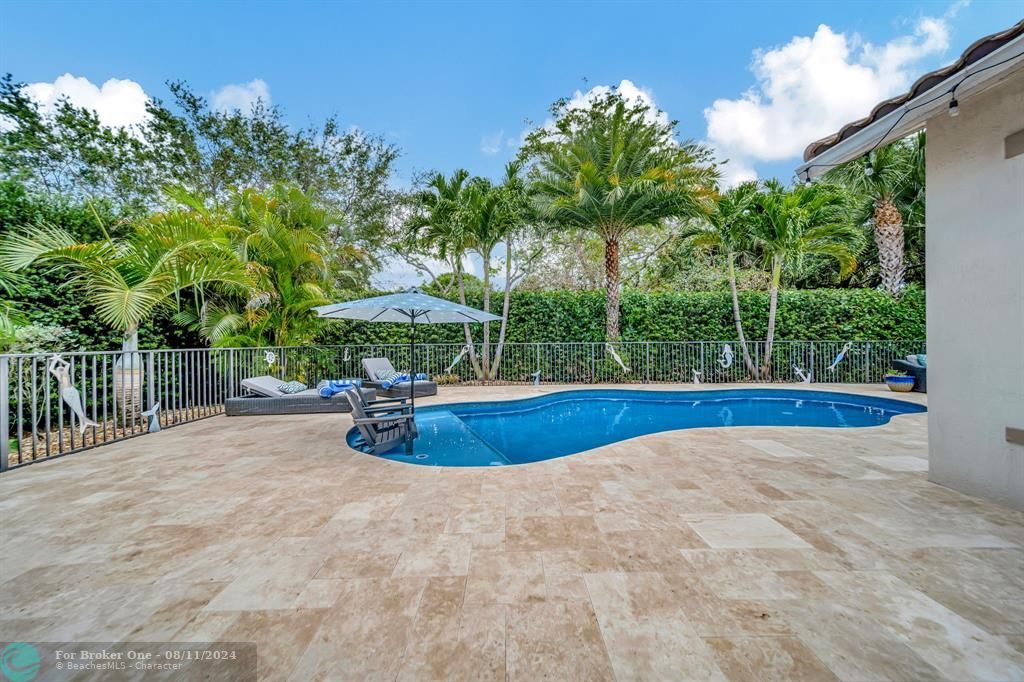 Active With Contract: $6,800 (4 beds, 3 baths, 3024 Square Feet)