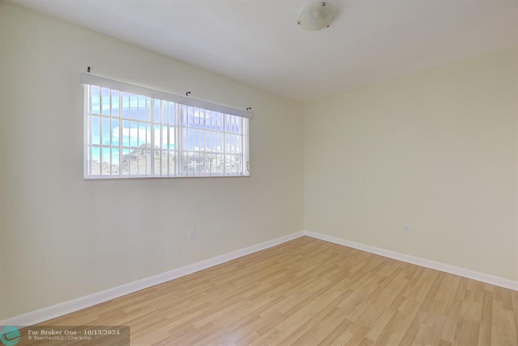 For Rent: $3,500 (3 beds, 2 baths, 1488 Square Feet)