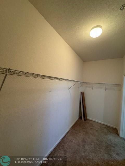 For Rent: $3,000 (3 beds, 2 baths, 1586 Square Feet)