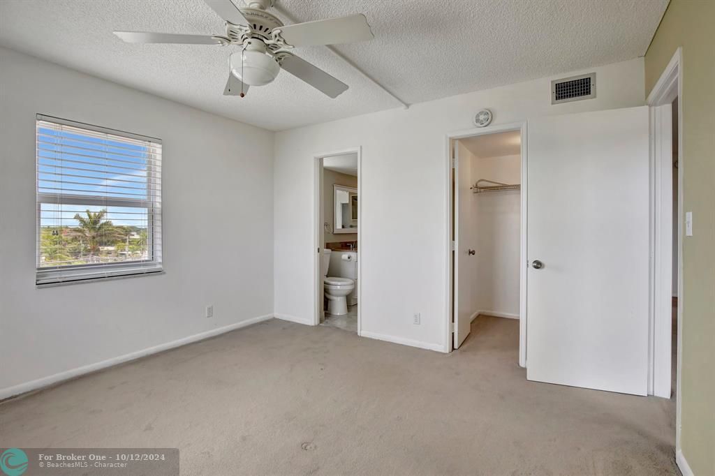 For Sale: $260,000 (2 beds, 1 baths, 850 Square Feet)