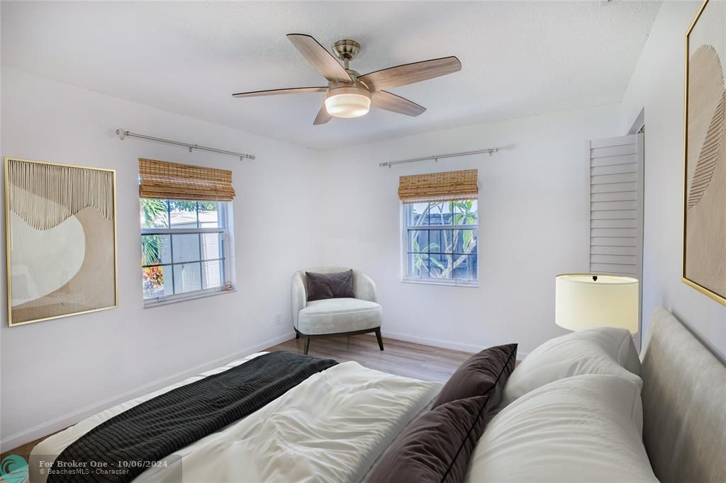 Active With Contract: $2,800 (2 beds, 1 baths, 828 Square Feet)