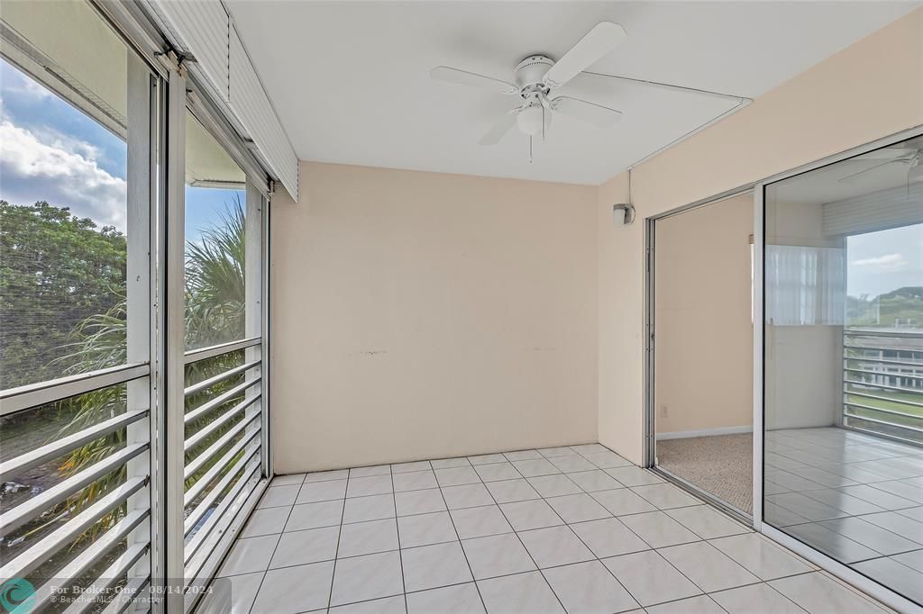 Active With Contract: $174,900 (2 beds, 2 baths, 1425 Square Feet)