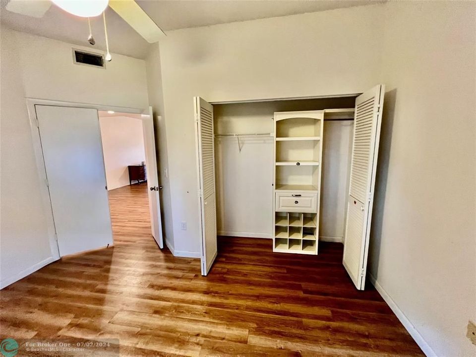 For Rent: $3,100 (2 beds, 2 baths, 1644 Square Feet)