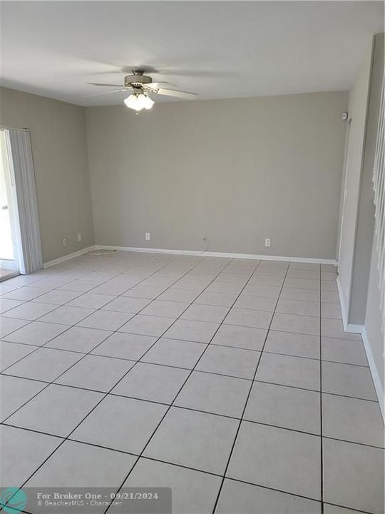 For Rent: $3,100 (3 beds, 2 baths, 1502 Square Feet)