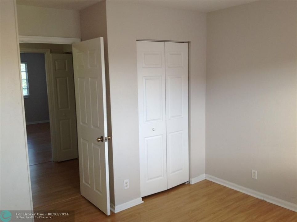 For Rent: $3,100 (3 beds, 2 baths, 1502 Square Feet)