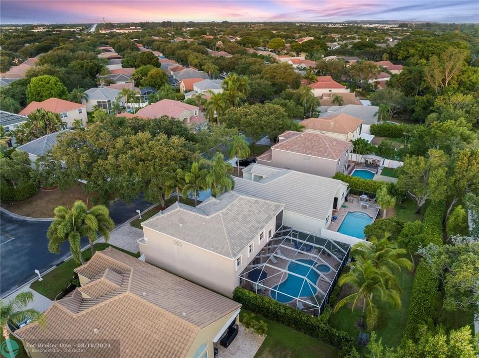 For Sale: $699,900 (3 beds, 2 baths, 2175 Square Feet)