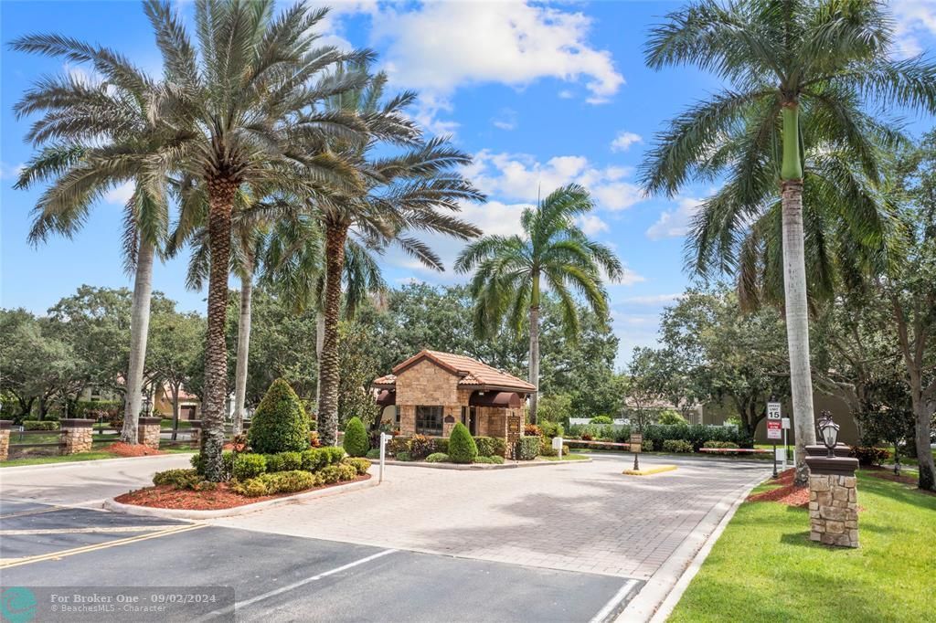 For Sale: $699,900 (3 beds, 2 baths, 2175 Square Feet)