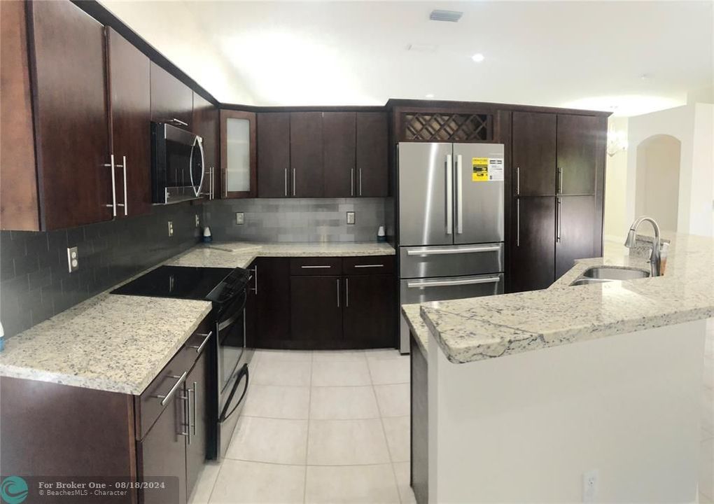 For Rent: $4,500 (4 beds, 2 baths, 2120 Square Feet)