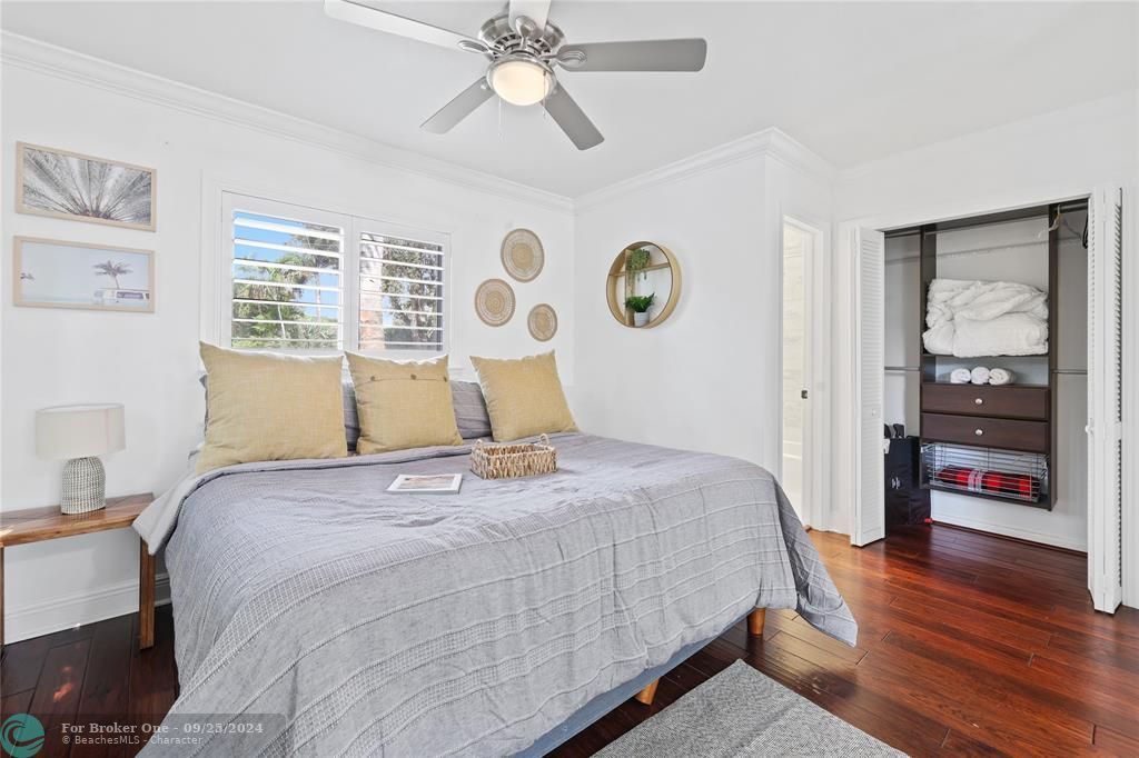 Active With Contract: $850,000 (3 beds, 2 baths, 1897 Square Feet)