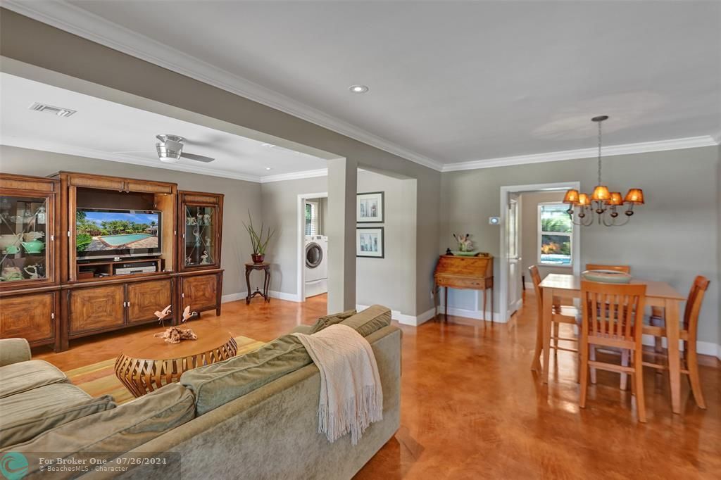 Active With Contract: $1,675,000 (4 beds, 4 baths, 3020 Square Feet)
