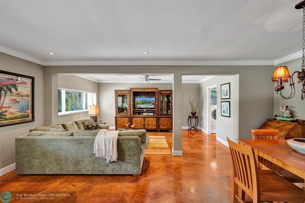 Active With Contract: $1,675,000 (4 beds, 4 baths, 3020 Square Feet)