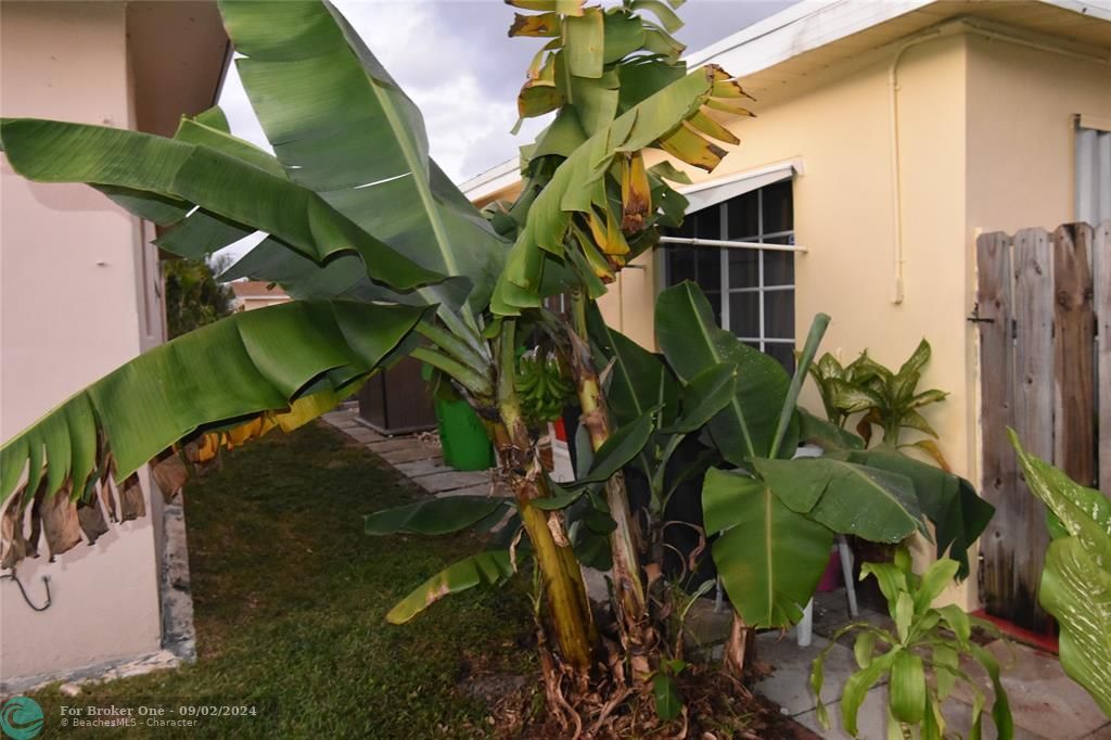 Recently Sold: $359,000 (2 beds, 2 baths, 1113 Square Feet)