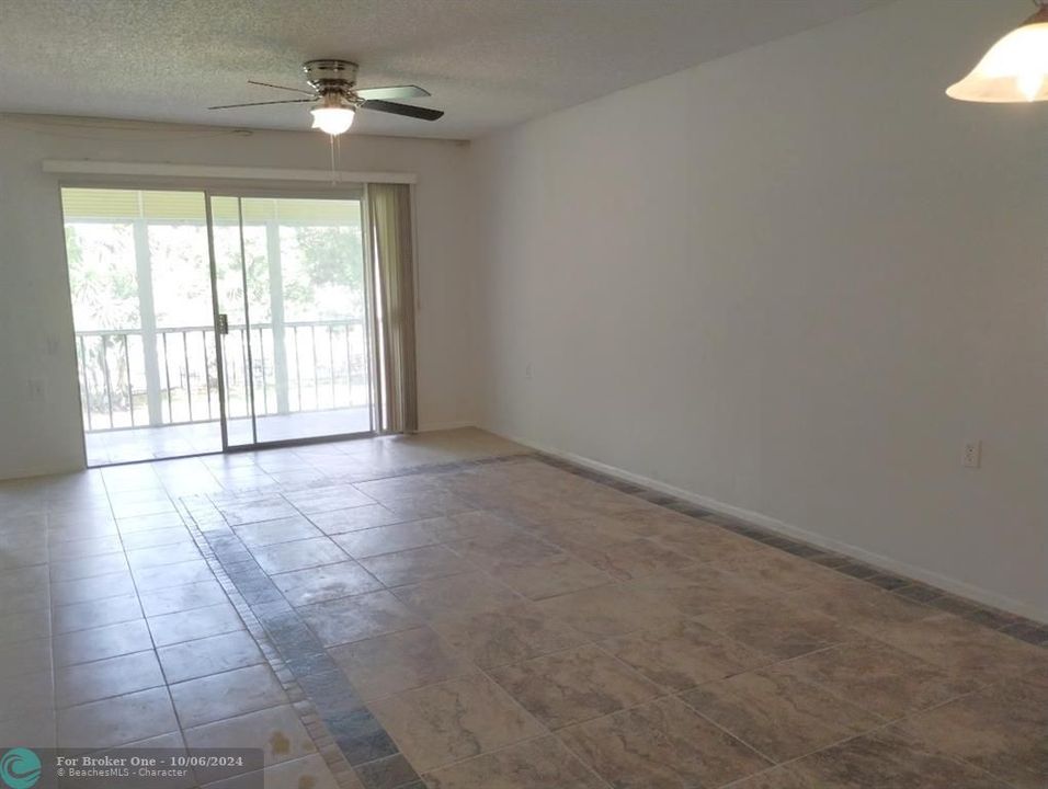 For Sale: $174,900 (3 beds, 2 baths, 1048 Square Feet)