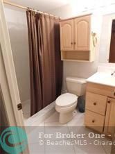 For Rent: $2,100 (1 beds, 2 baths, 950 Square Feet)