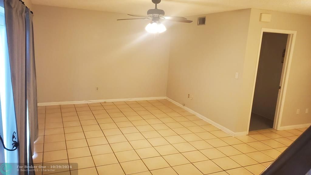 For Rent: $3,000 (3 beds, 2 baths, 1350 Square Feet)