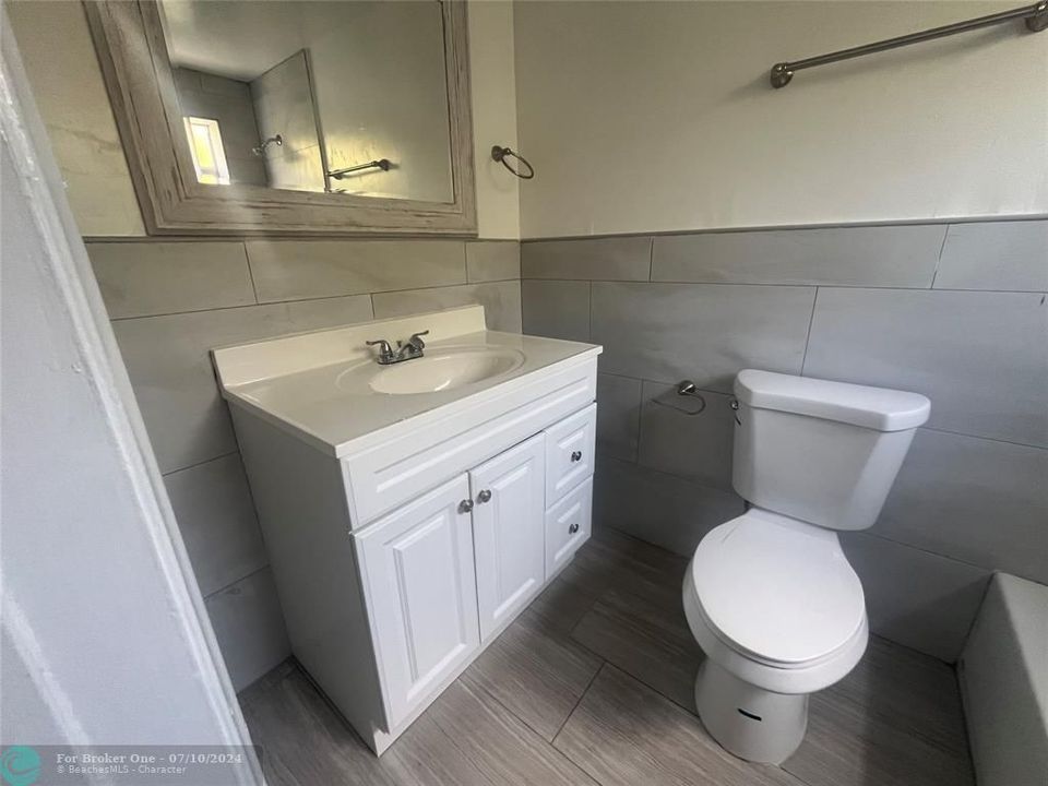 Recently Sold: $1,775 (1 beds, 1 baths, 6599 Square Feet)
