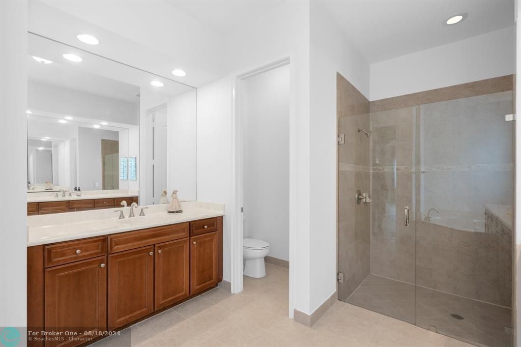 Active With Contract: $4,900 (3 beds, 2 baths, 2228 Square Feet)