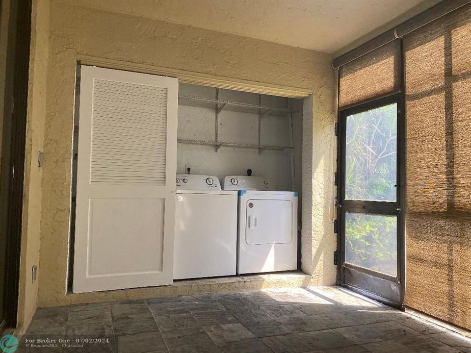 For Rent: $2,550 (3 beds, 2 baths, 1116 Square Feet)