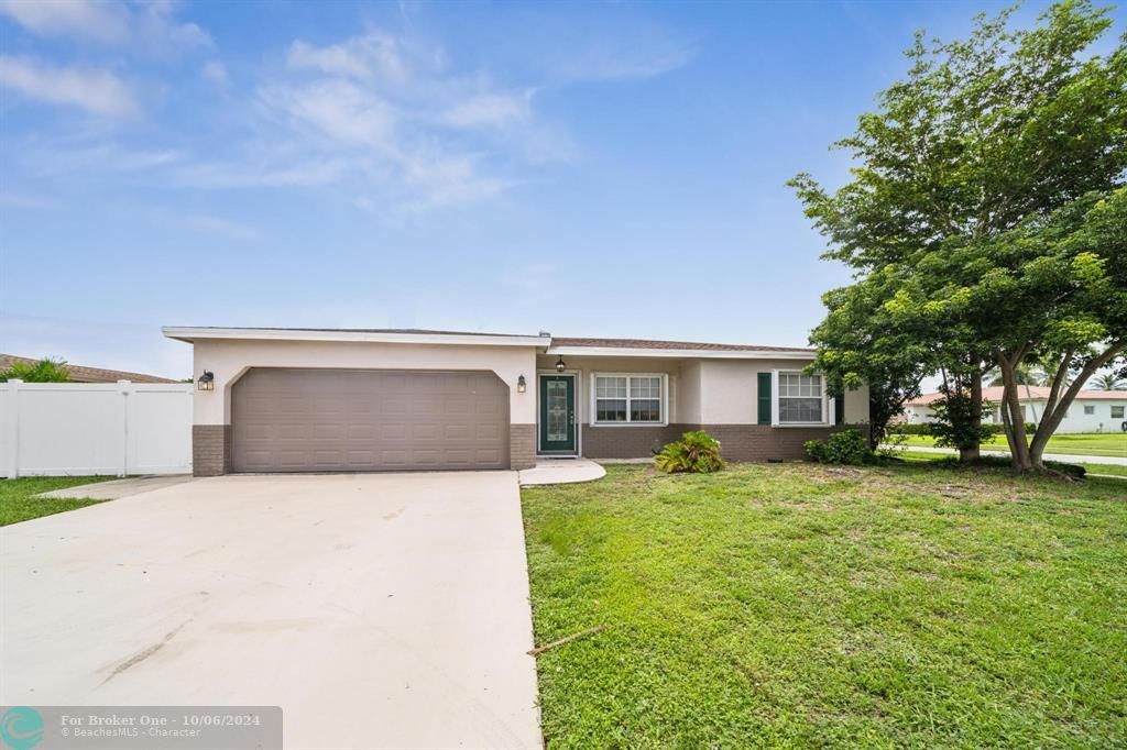 For Sale: $619,000 (3 beds, 2 baths, 1534 Square Feet)