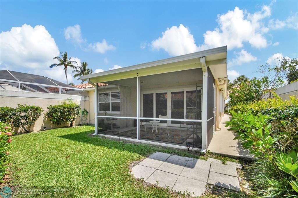 For Sale: $476,000 (2 beds, 2 baths, 1680 Square Feet)