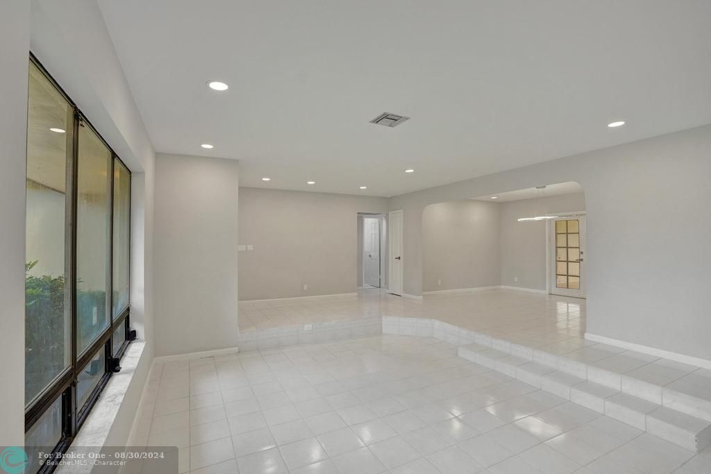 Active With Contract: $6,200 (4 beds, 2 baths, 2651 Square Feet)