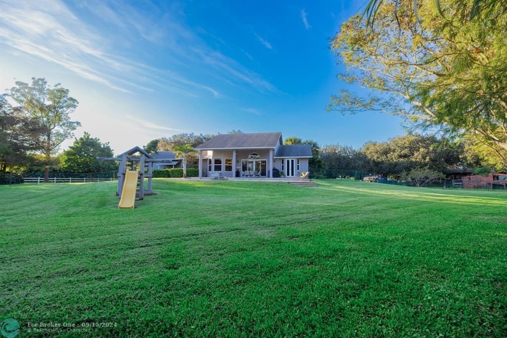 Active With Contract: $1,250,000 (4 beds, 2 baths, 2209 Square Feet)