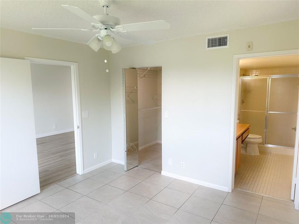 Active With Contract: $2,200 (2 beds, 2 baths, 825 Square Feet)