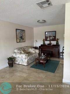 For Rent: $3,000 (2 beds, 2 baths, 1249 Square Feet)