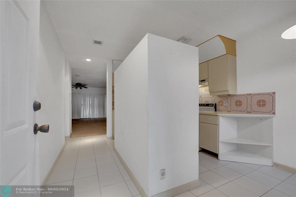 For Sale: $399,900 (3 beds, 2 baths, 1512 Square Feet)