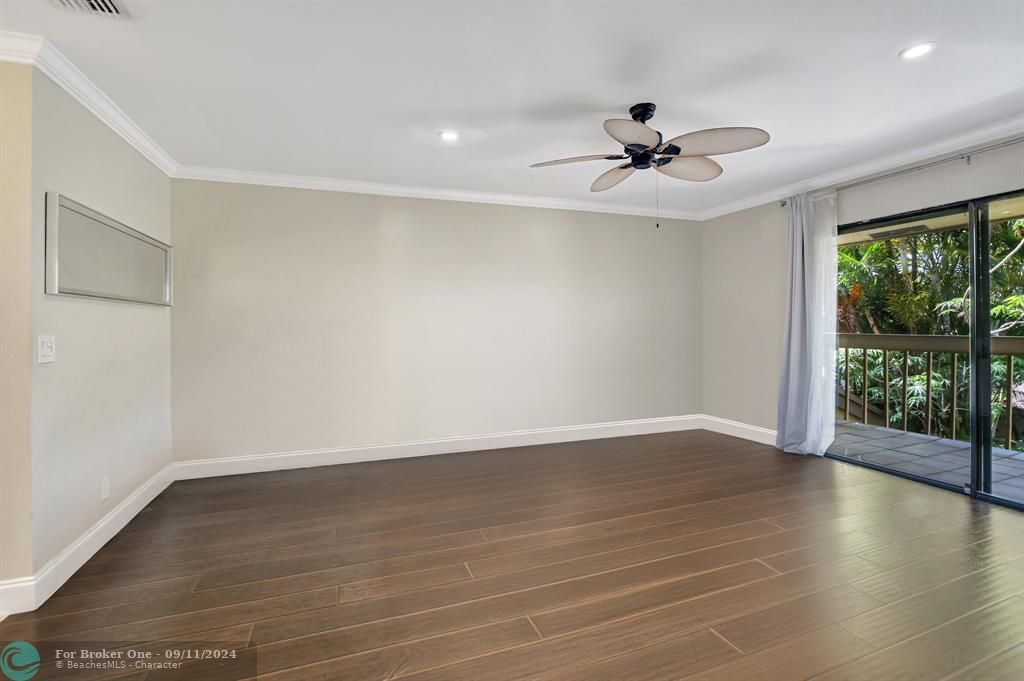 Active With Contract: $475,000 (3 beds, 2 baths, 1836 Square Feet)