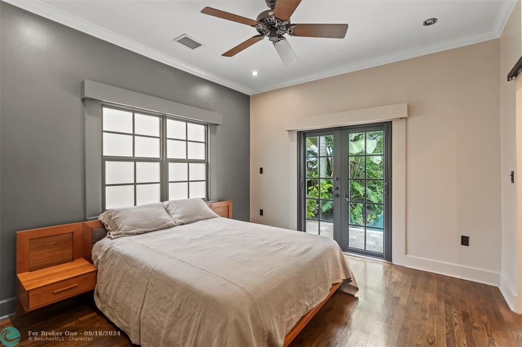 Active With Contract: $1,750,000 (3 beds, 3 baths, 2056 Square Feet)