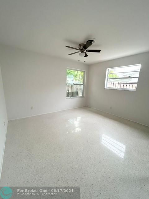 For Rent: $3,200 (2 beds, 2 baths, 1200 Square Feet)