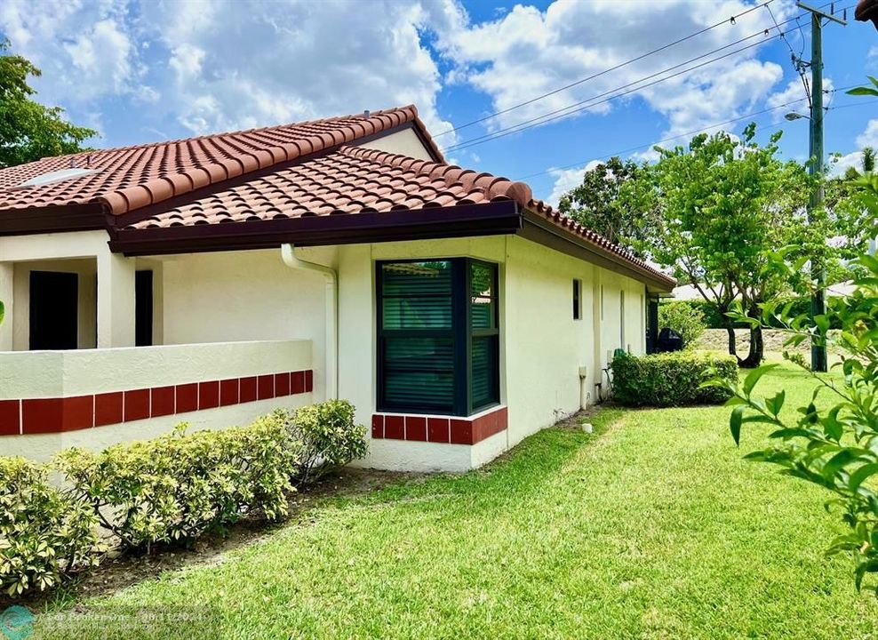 En Venta: $375,000 (2 camas, 2 baños, 1340 Pies cuadrados)