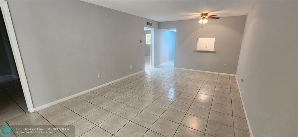 For Rent: $2,100 (2 beds, 2 baths, 860 Square Feet)