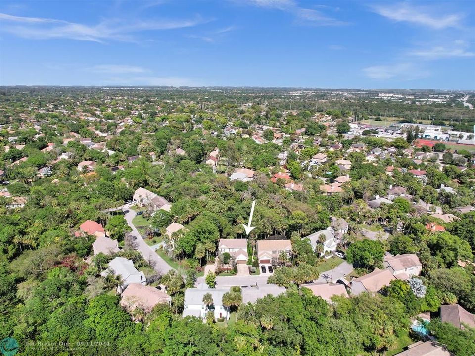 For Sale: $735,000 (4 beds, 2 baths, 2435 Square Feet)