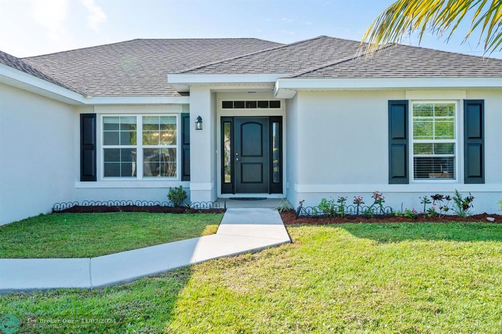 Active With Contract: $2,875 (4 beds, 3 baths, 2091 Square Feet)