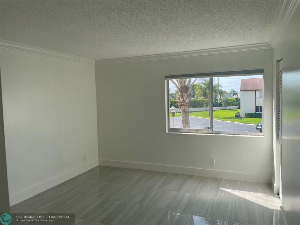 For Rent: $2,100 (2 beds, 2 baths, 1115 Square Feet)