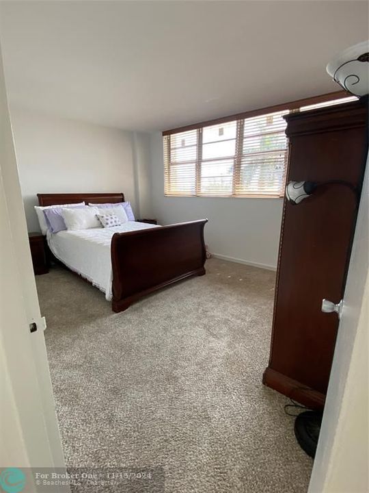 For Rent: $2,600 (1 beds, 1 baths, 800 Square Feet)