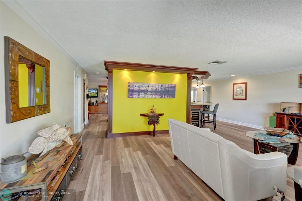 For Sale: $479,900 (2 beds, 2 baths, 1460 Square Feet)