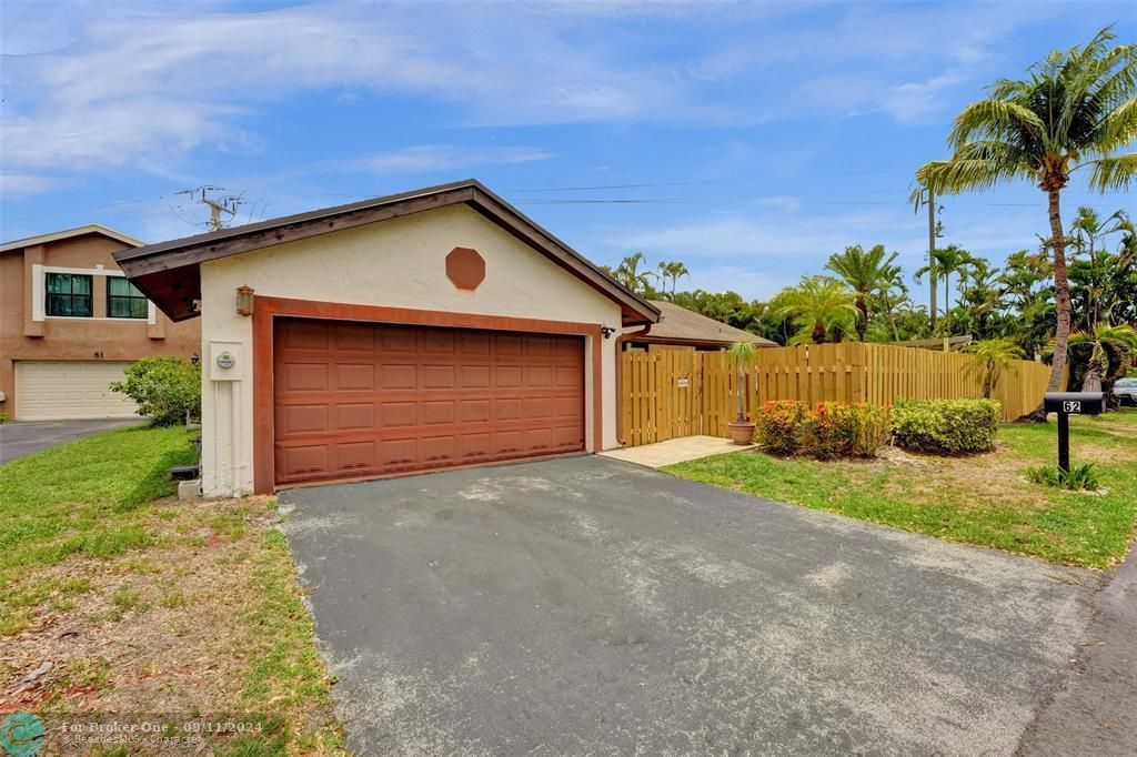 For Sale: $675,000 (3 beds, 2 baths, 1757 Square Feet)