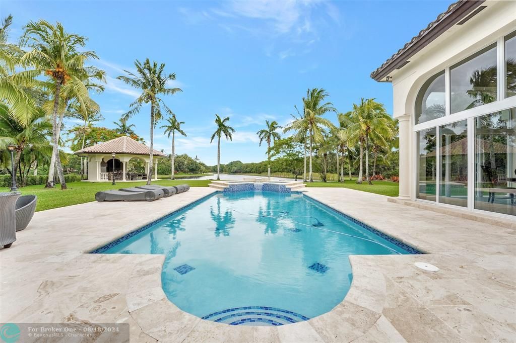 For Sale: $6,999,900 (7 beds, 9 baths, 7582 Square Feet)